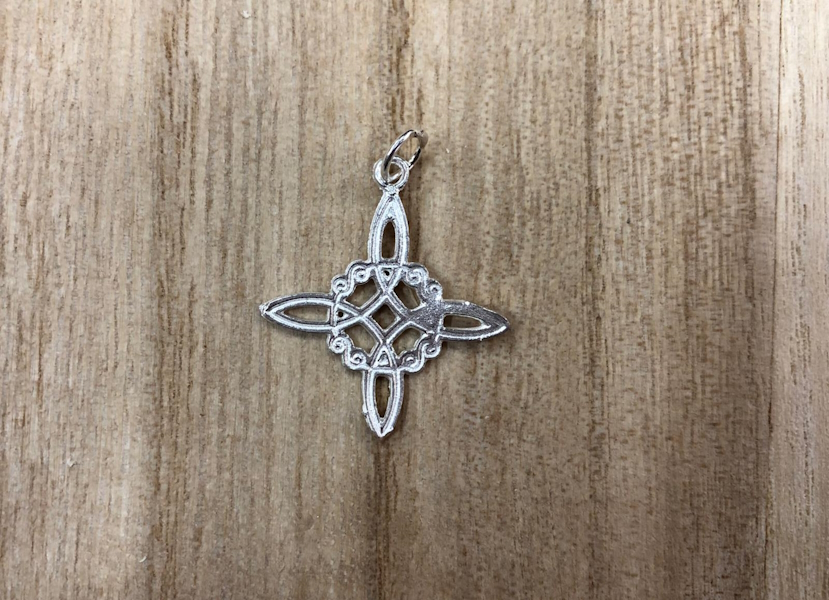Colgante Nudo de Bruja 2.5 cm